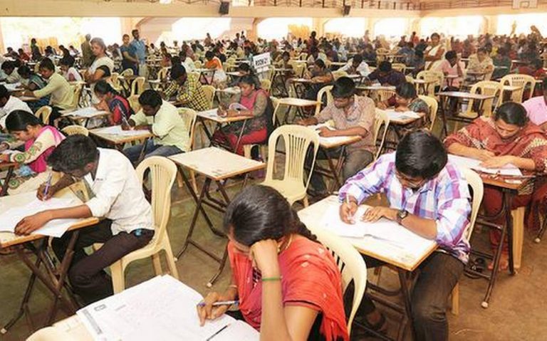 அரசு துறை சார்ந்த தேர்வுகளை 1,37,721 பேர் எழுதுகிறார்கள்- TNPSC தலைவர் தகவல்