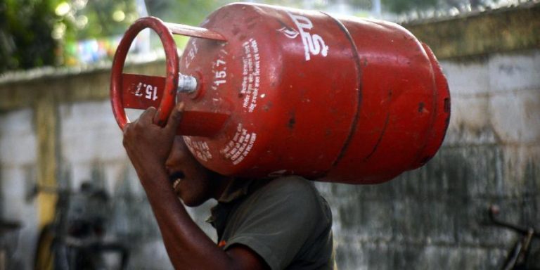 Gas சிலிண்டர் புக் செய்தவற்கான புதிய முறை – இந்தியன் ஆயில் நிறுவனம்